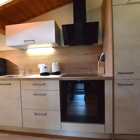 Haus Wald Og *